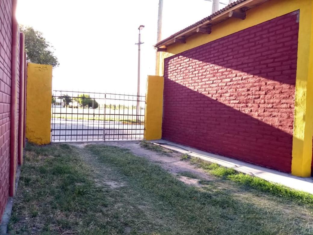 Departamentos Peumayen Río Colorado Exterior foto